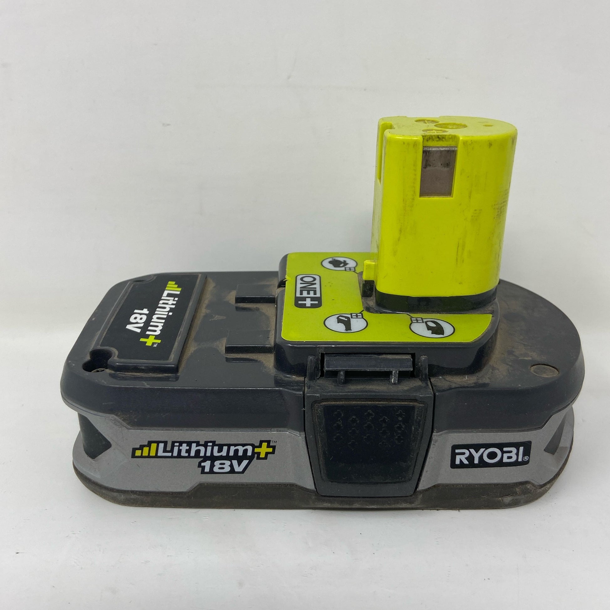 Front-UNT410087PHI