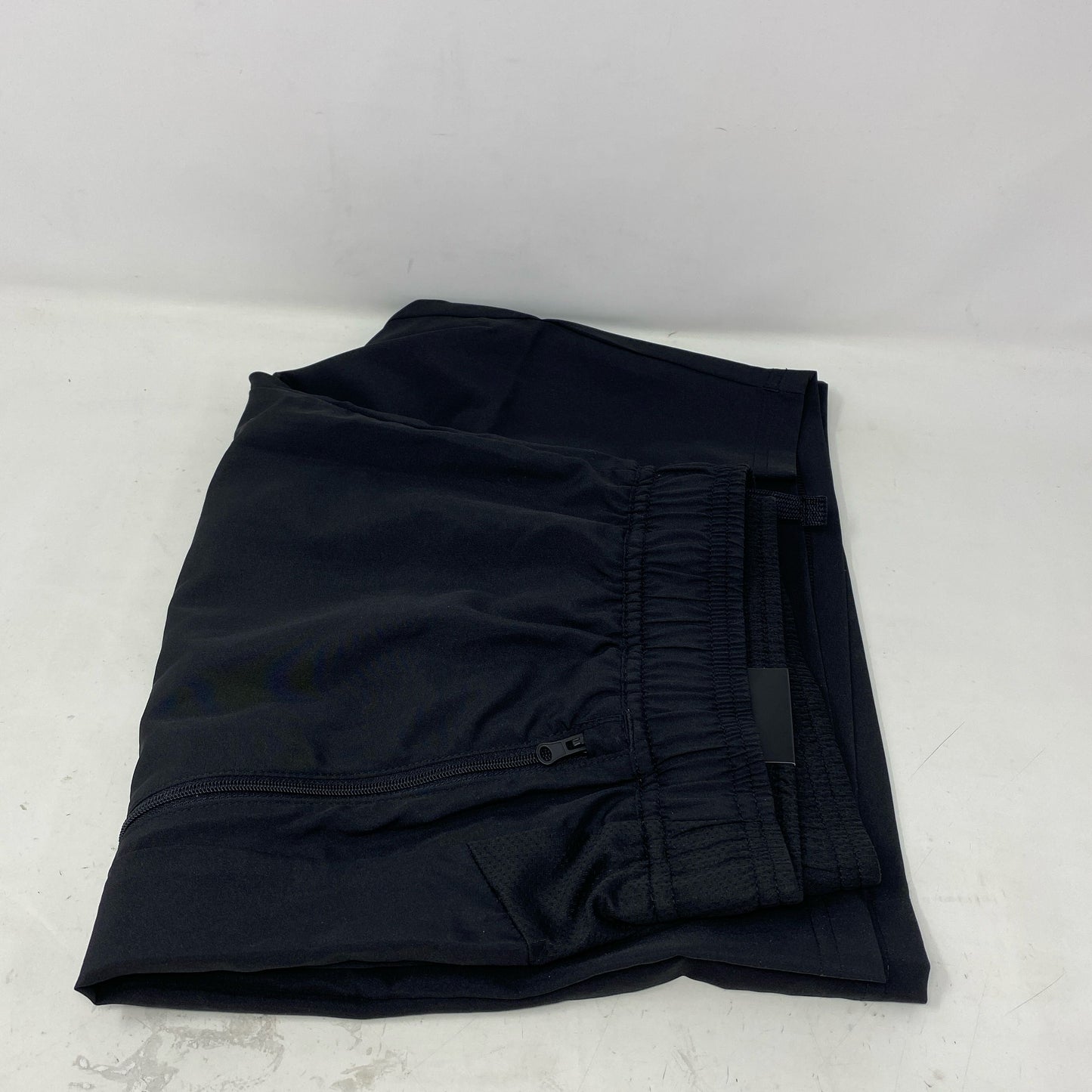 Back-UNT590034U7W