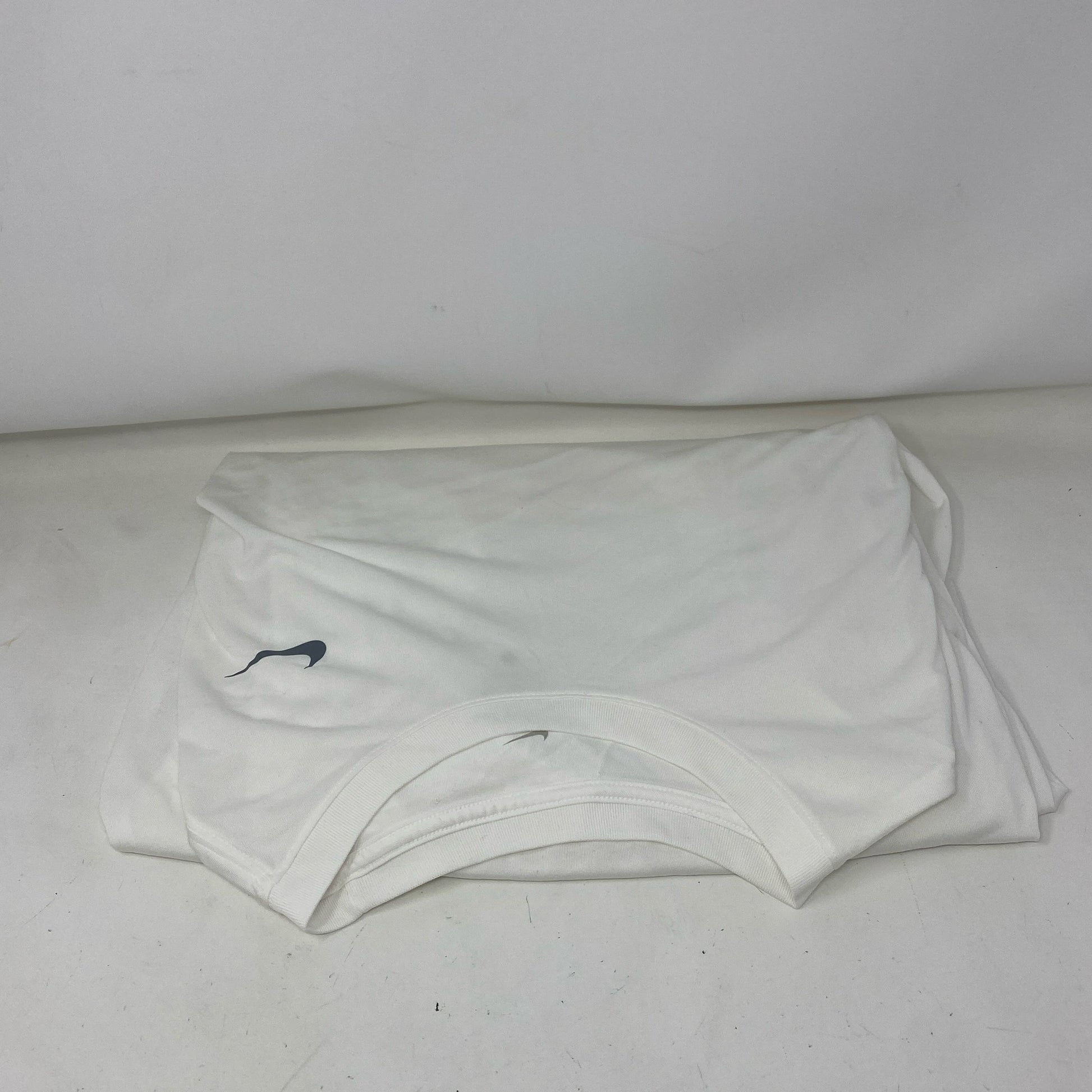 Back-UNT543503OUM