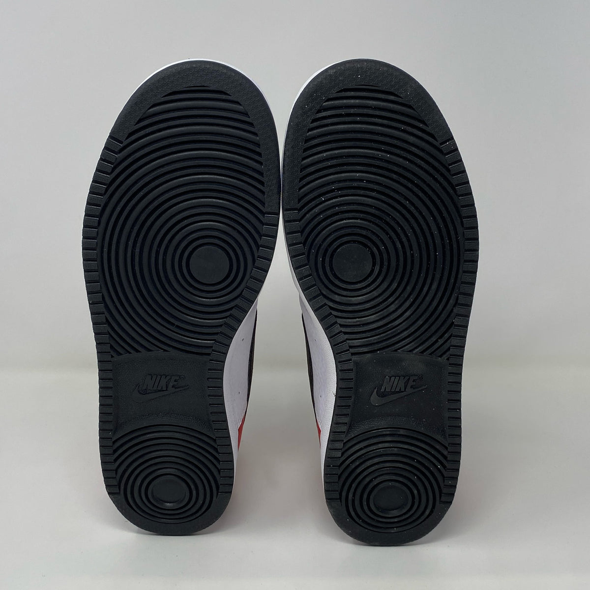 Bottom-UNT3281509D3
