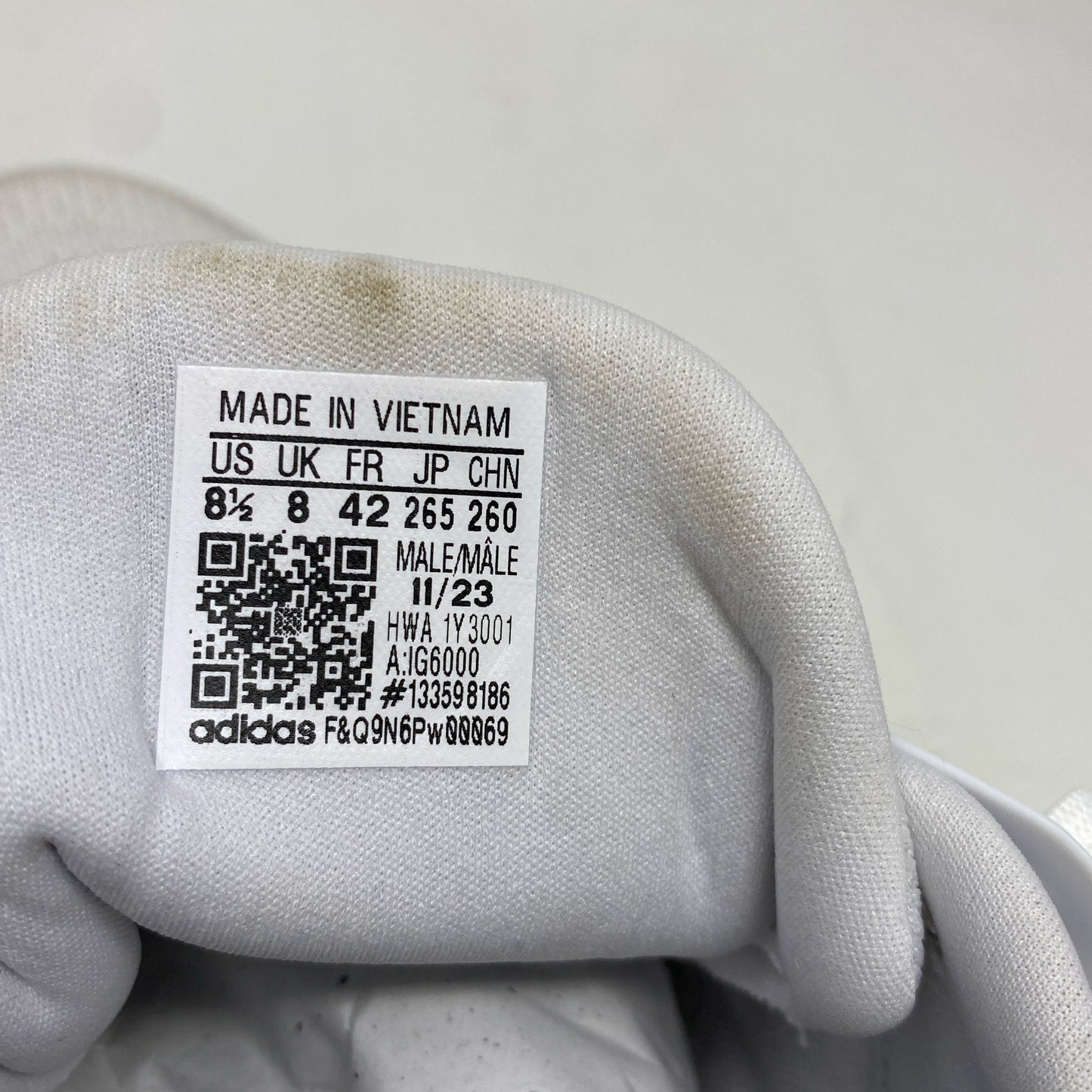 Serial #/Tag-UNT808399K7R