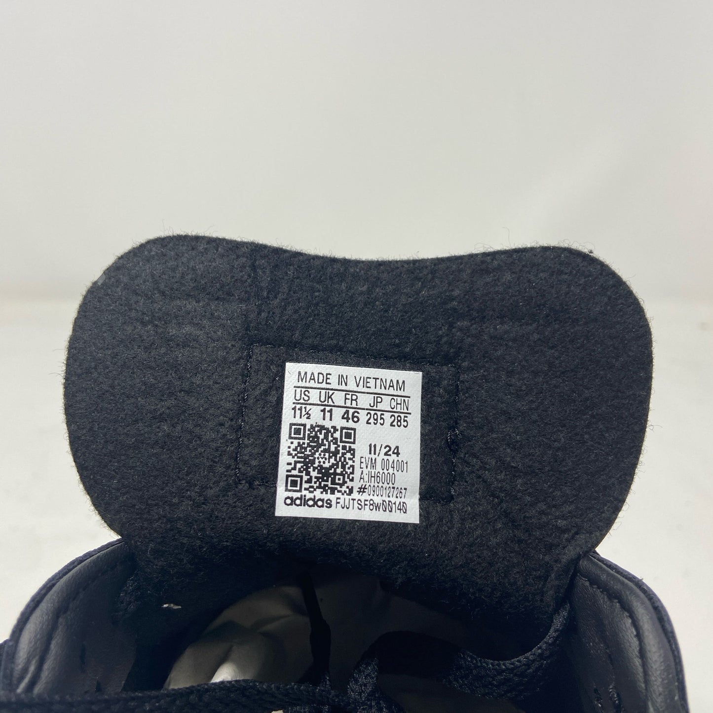 Serial #/Tag-UNT8933610N4