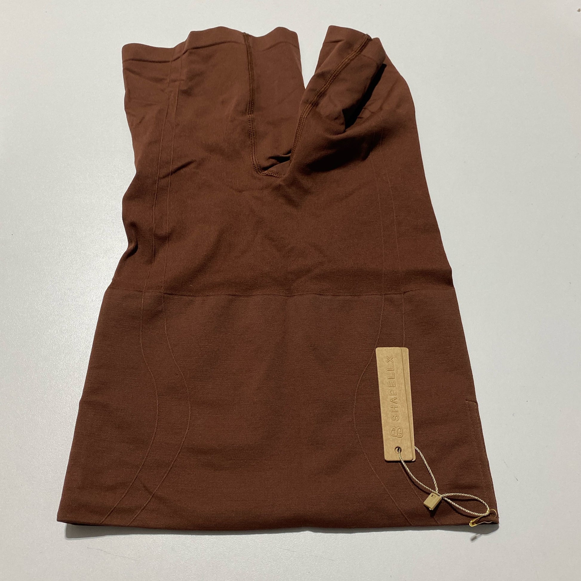 Back-UNT180219QU1
