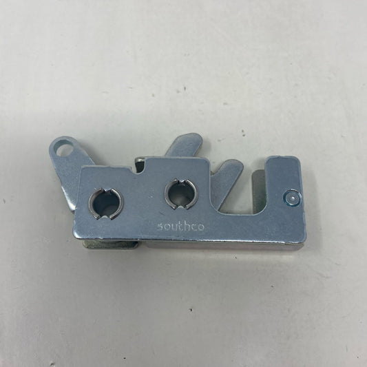 Front-UNT946760F4E