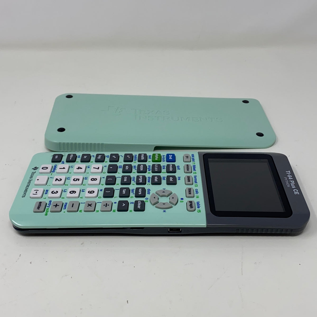 Right-UNT533036Y3Q