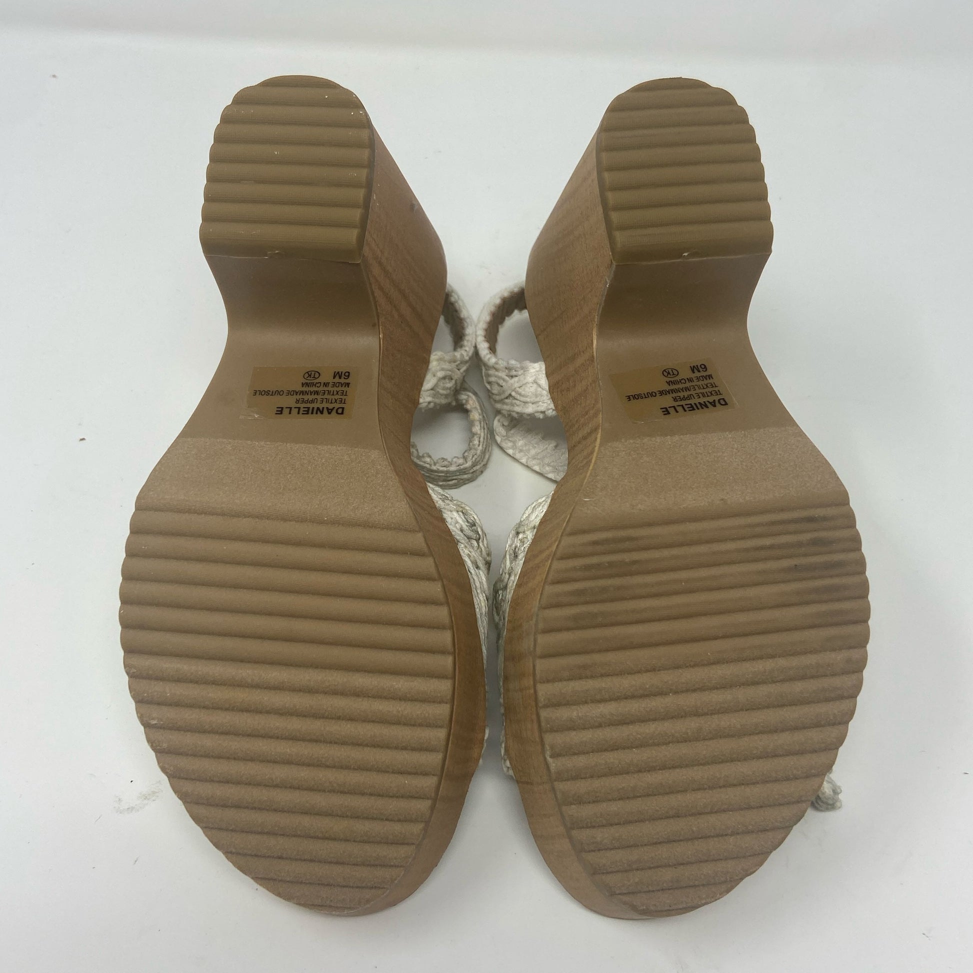 Bottom-UNT830121OZS