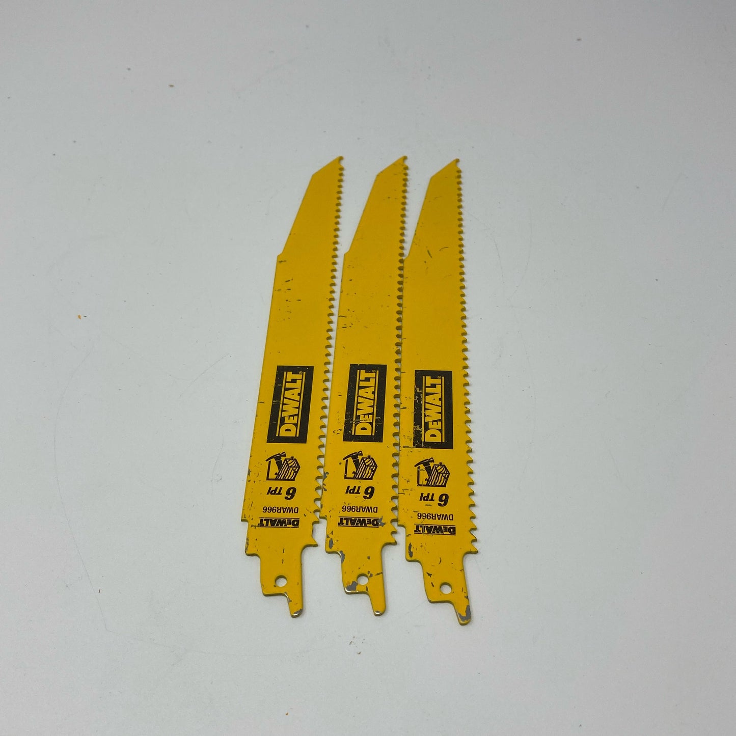 Right-UNT901027DIY