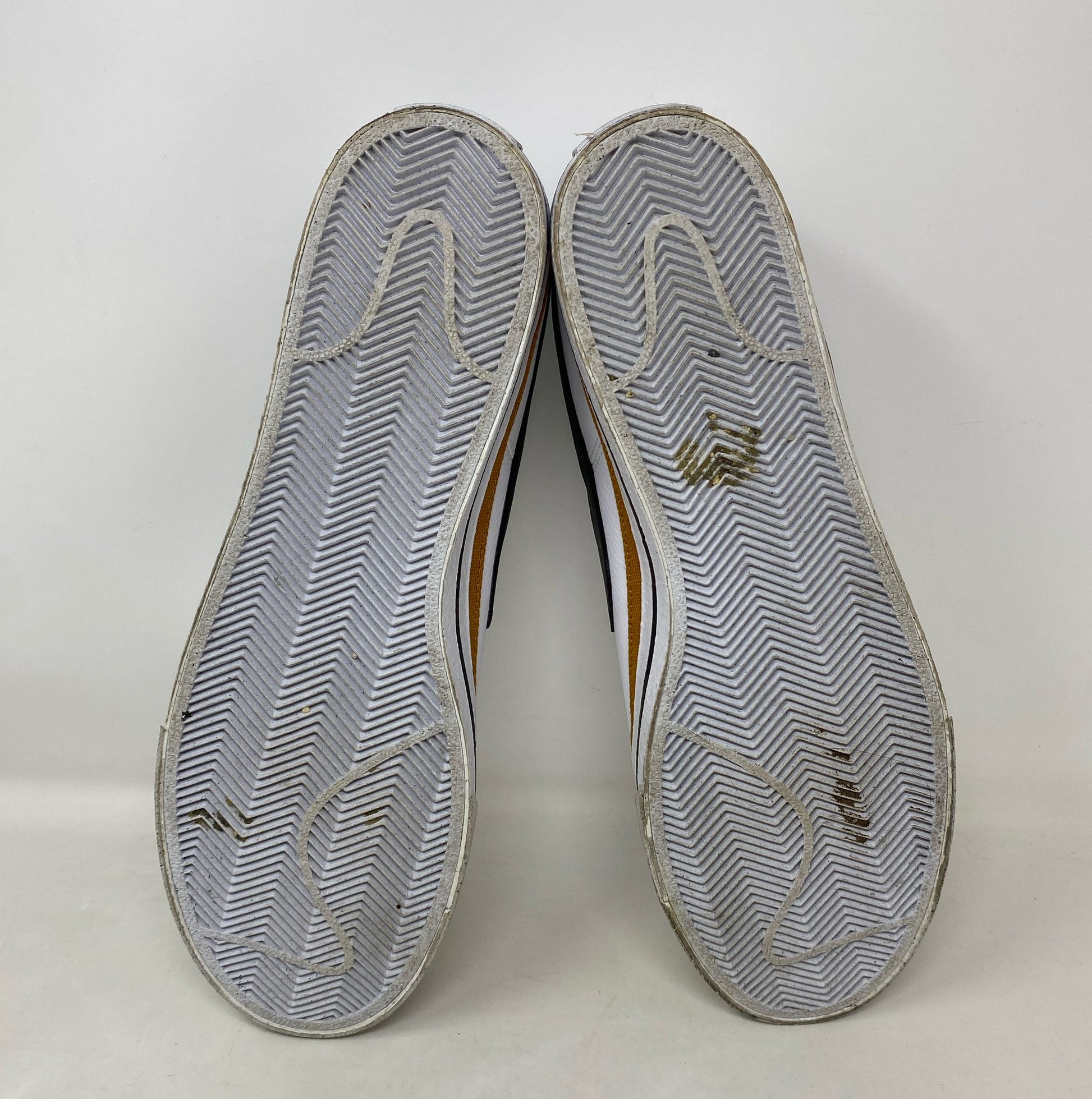 Bottom-LPNNE5PM182YP