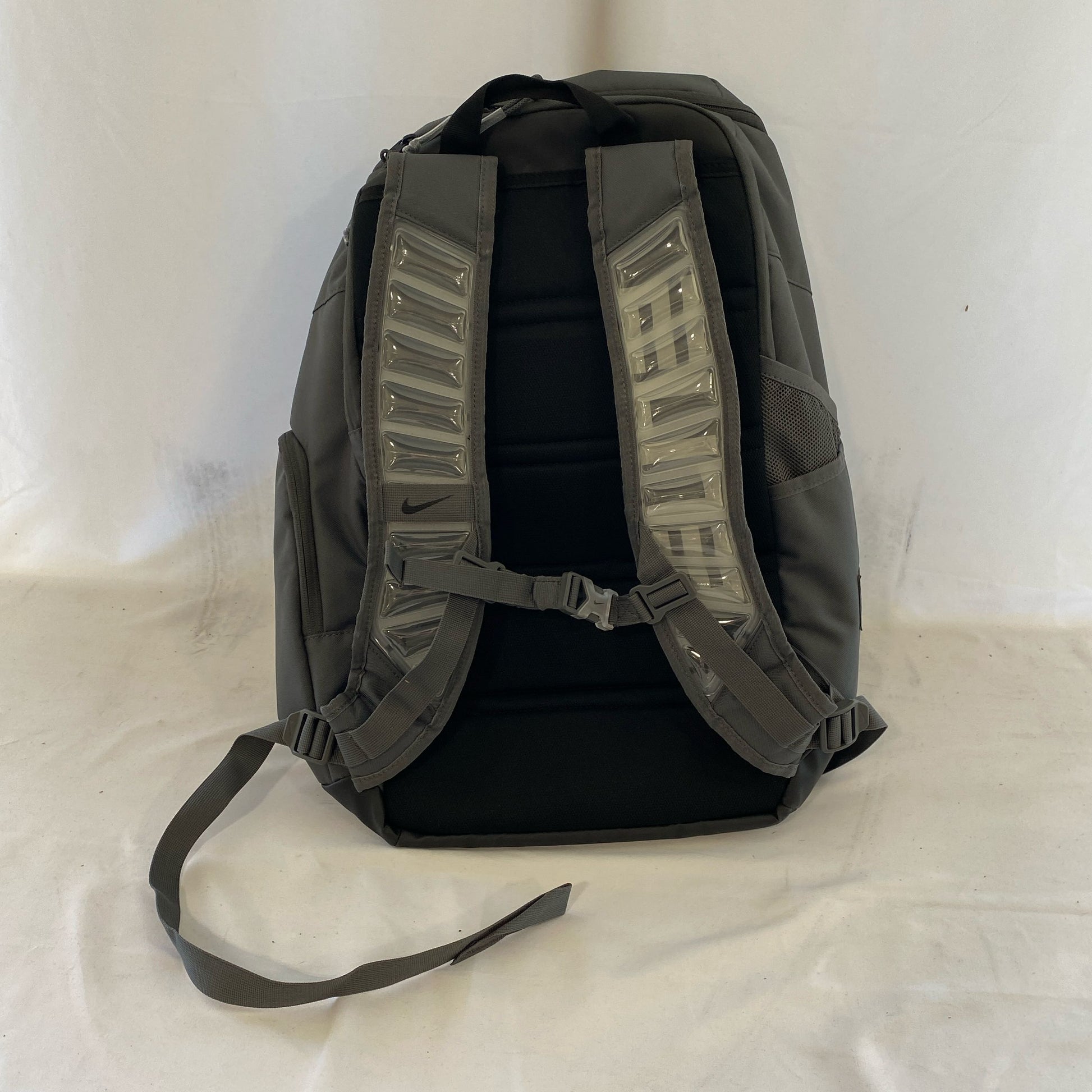 Back-UNT9846097DX