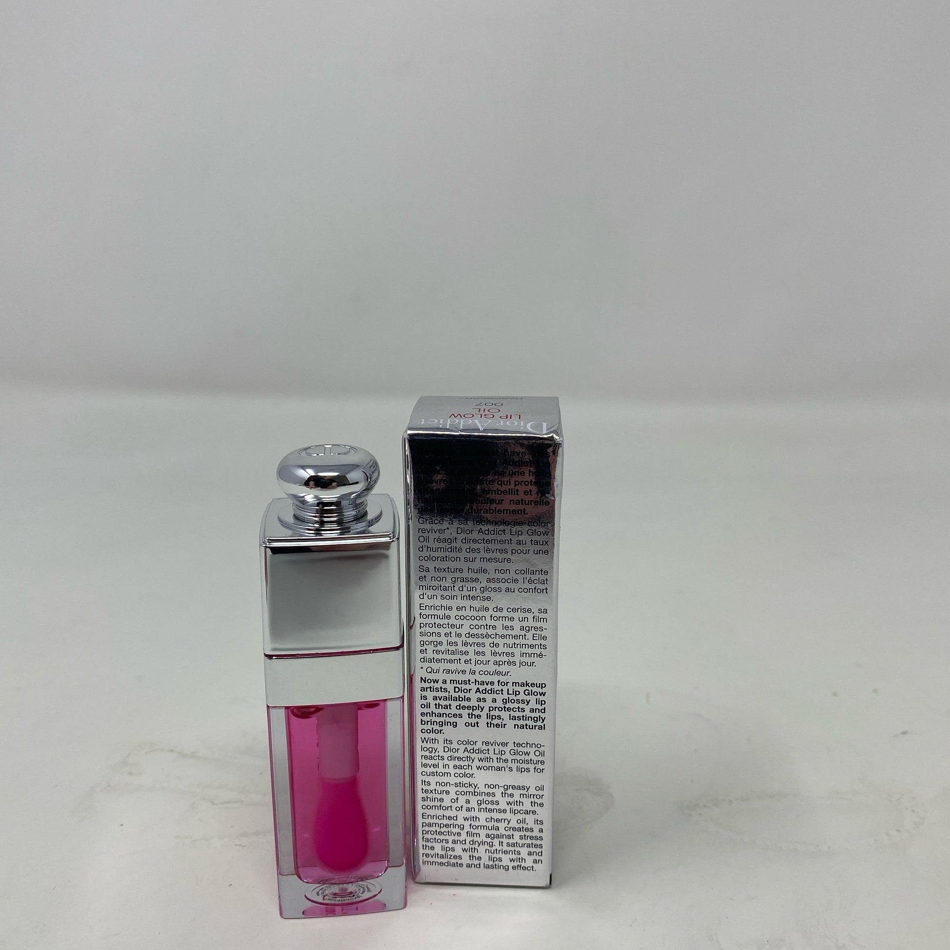 Back-UNT8105761HZ