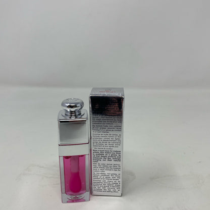 Back-UNT8105761HZ