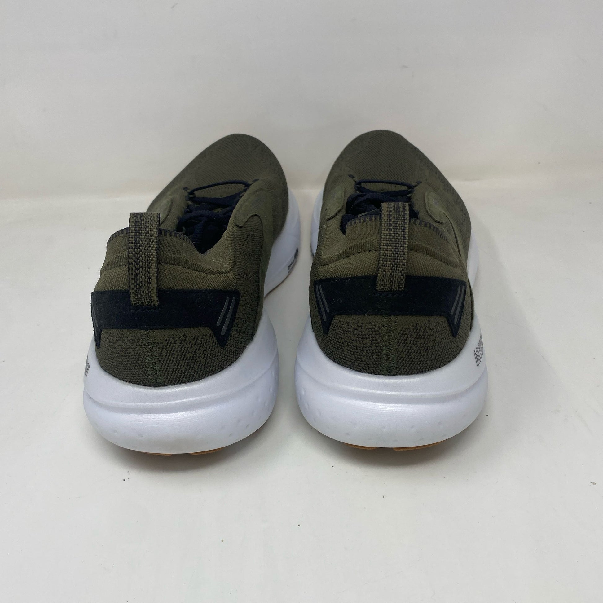 Right-UNT741485K7J