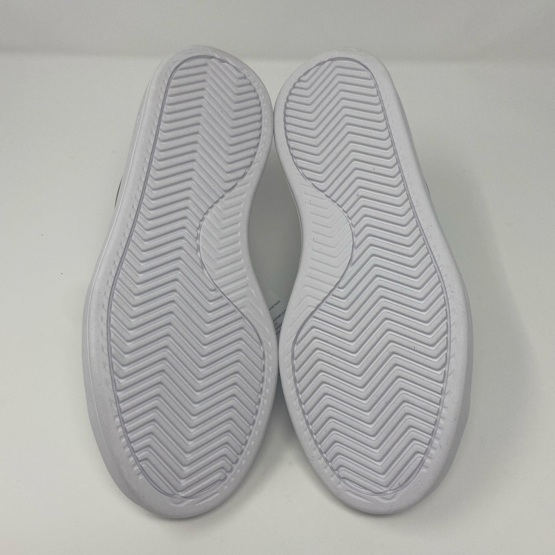 Bottom-UNT5769013T1