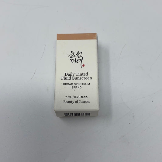 Front-UNT9984369AQ