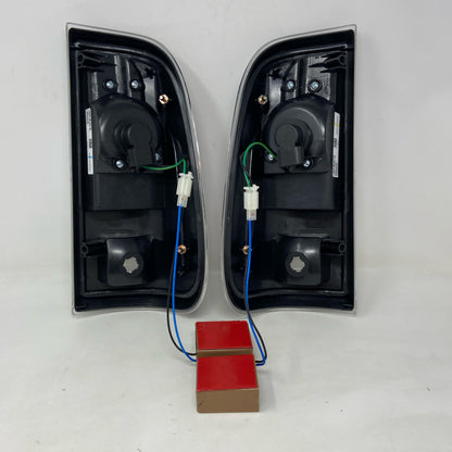 Back-UNT231273Y2J