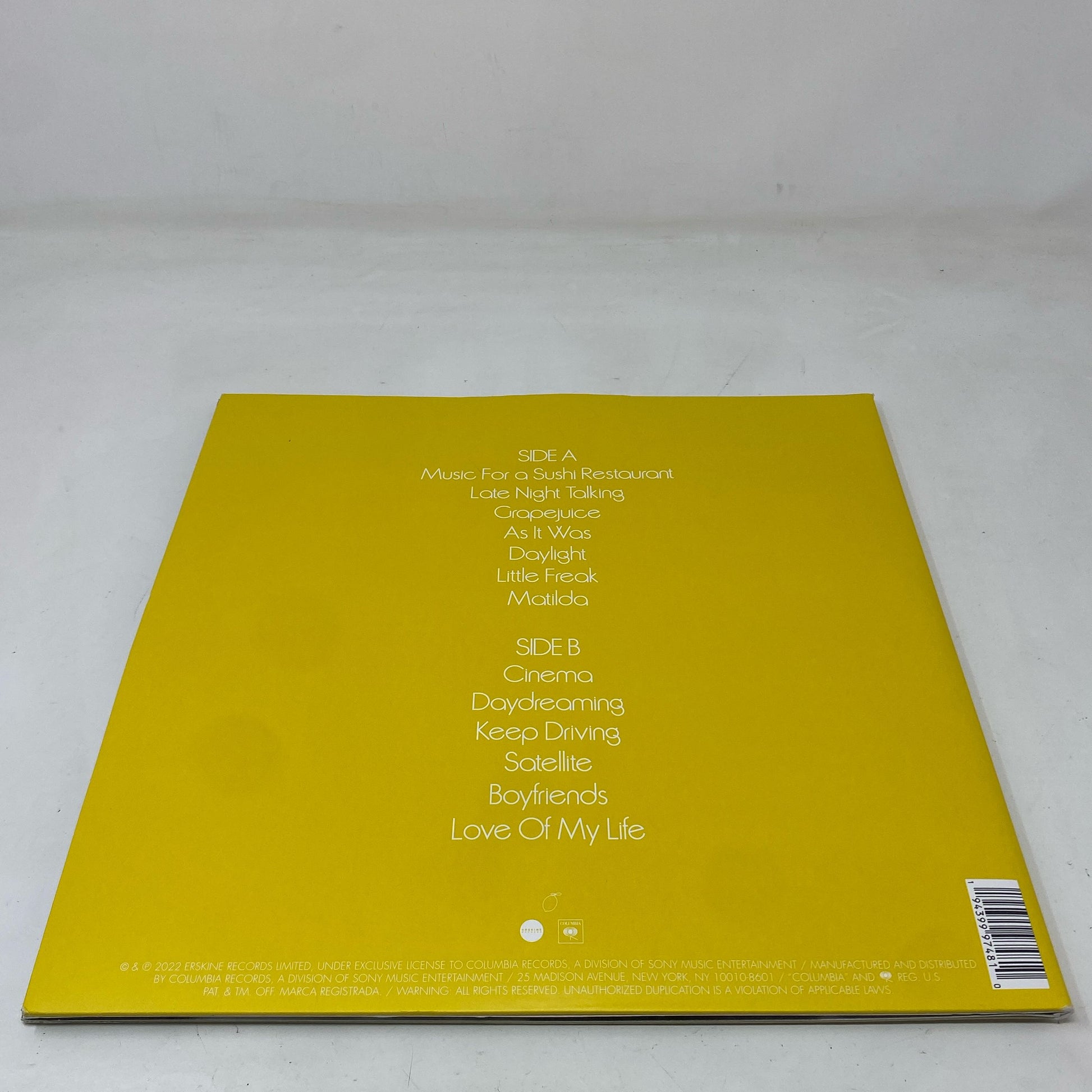 Back-LPNO555595318
