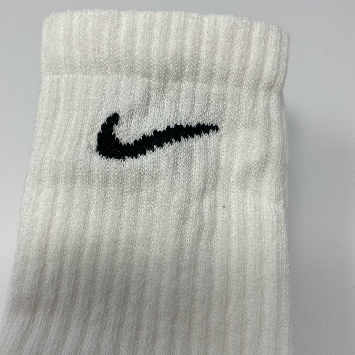 Serial #/Tag-UNT644542HT1