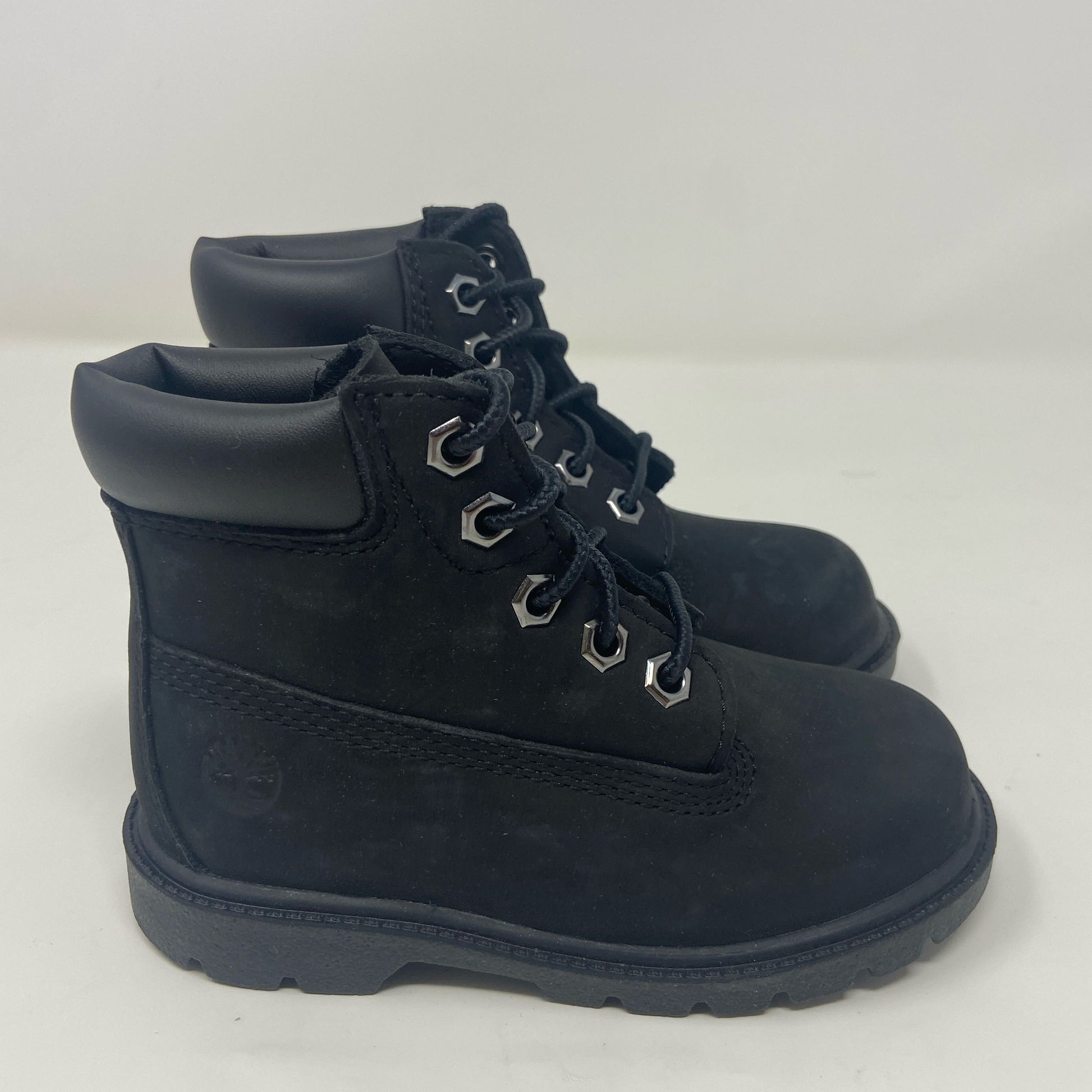 Front-UNT556480530B