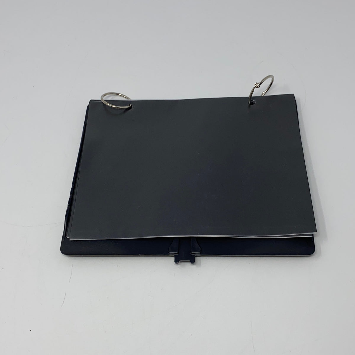 Front-UNT311585L8NI