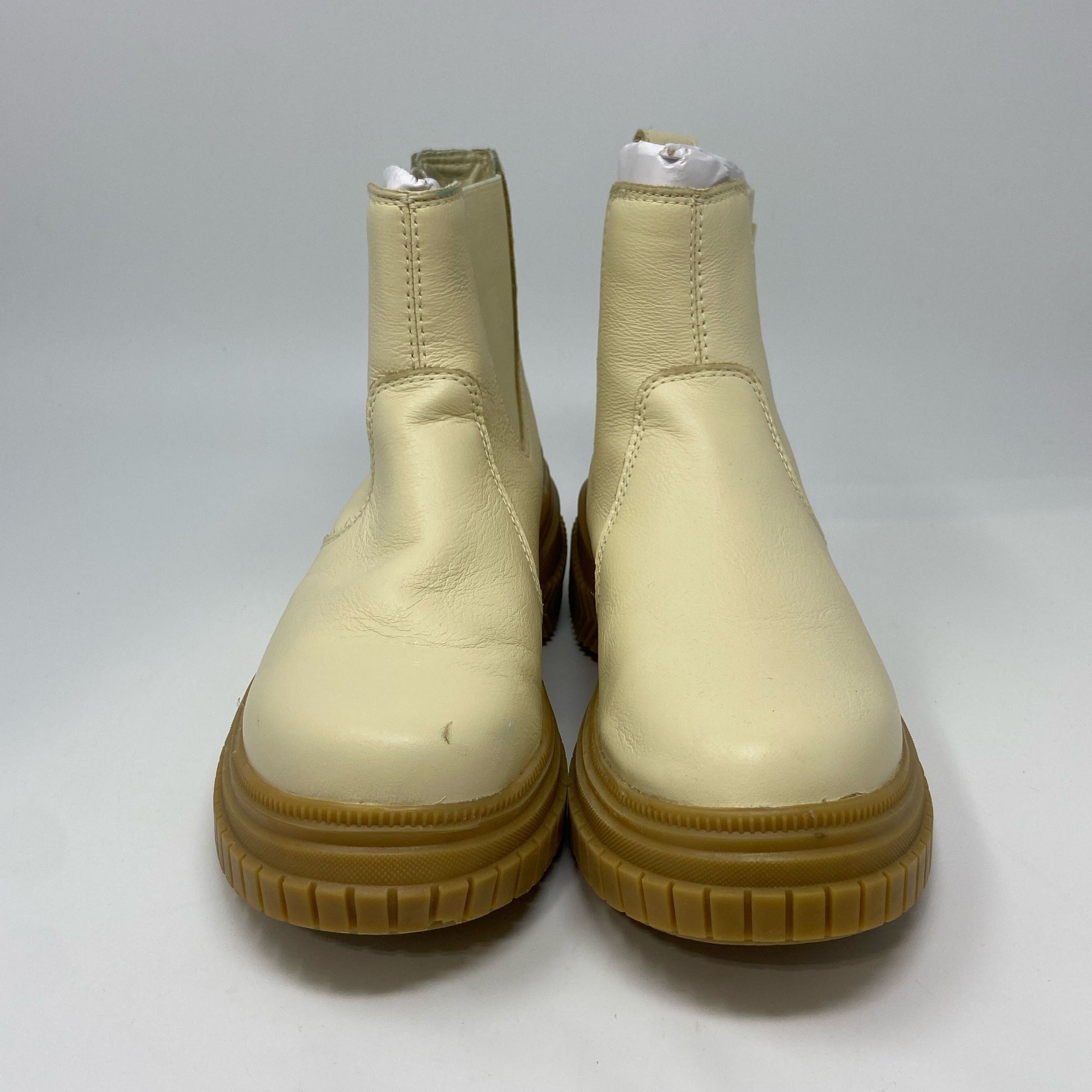 Left-LPNPMGX2186702