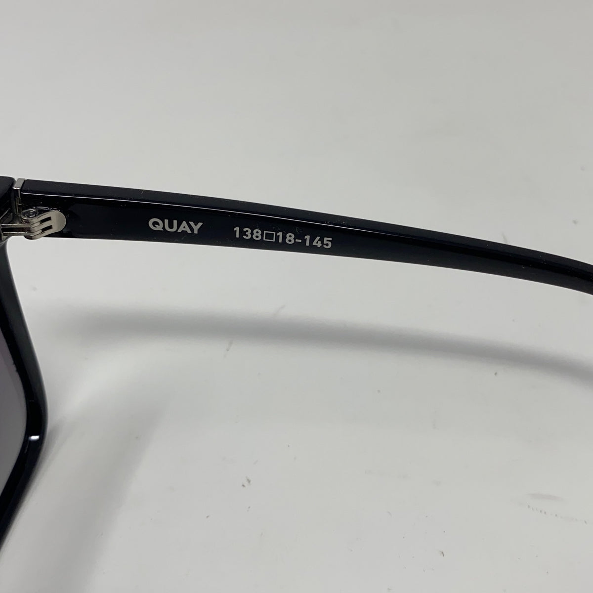 Serial #/Tag-UNT256170KH2