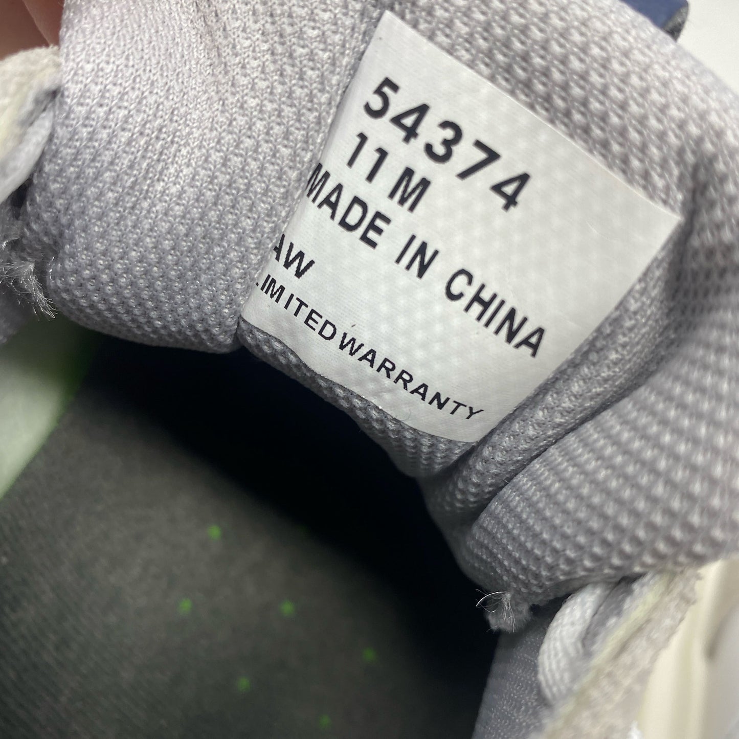Serial #/Tag-UNT74243082G