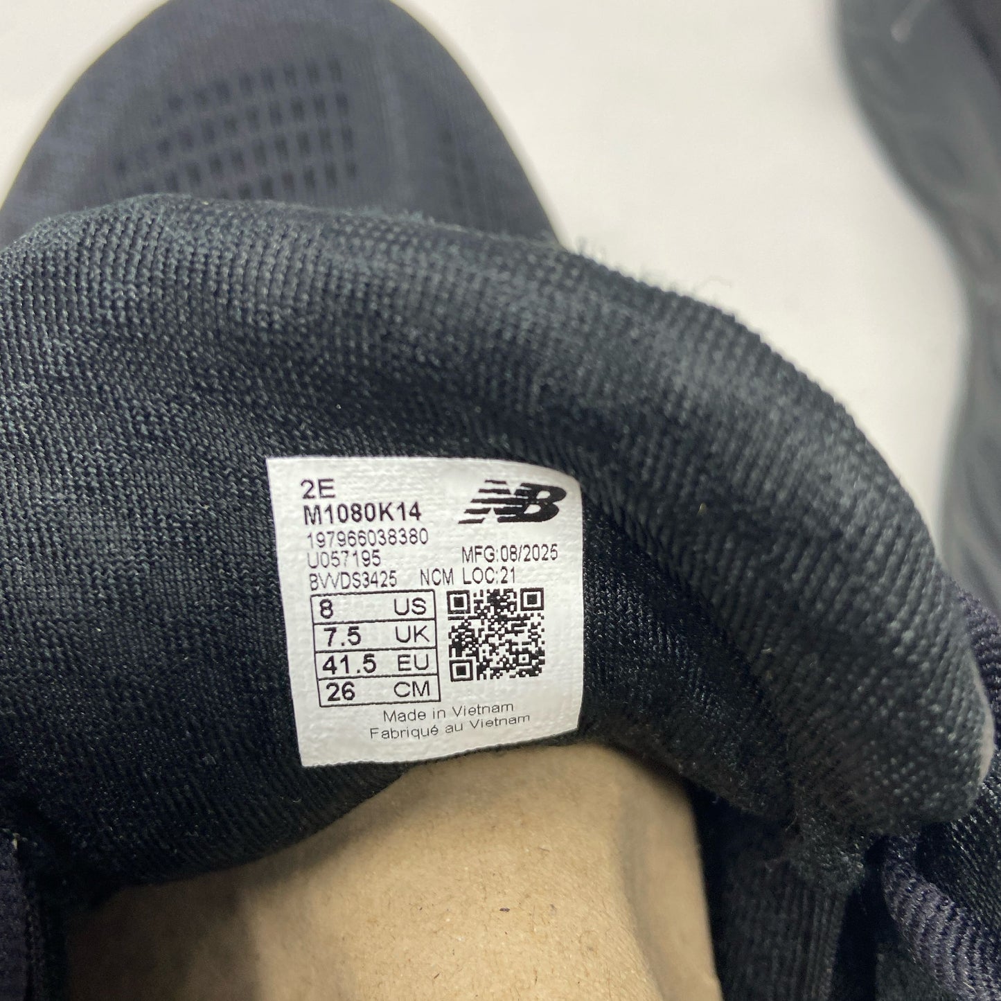 Serial #/Tag-LPNNF65JMB9QS