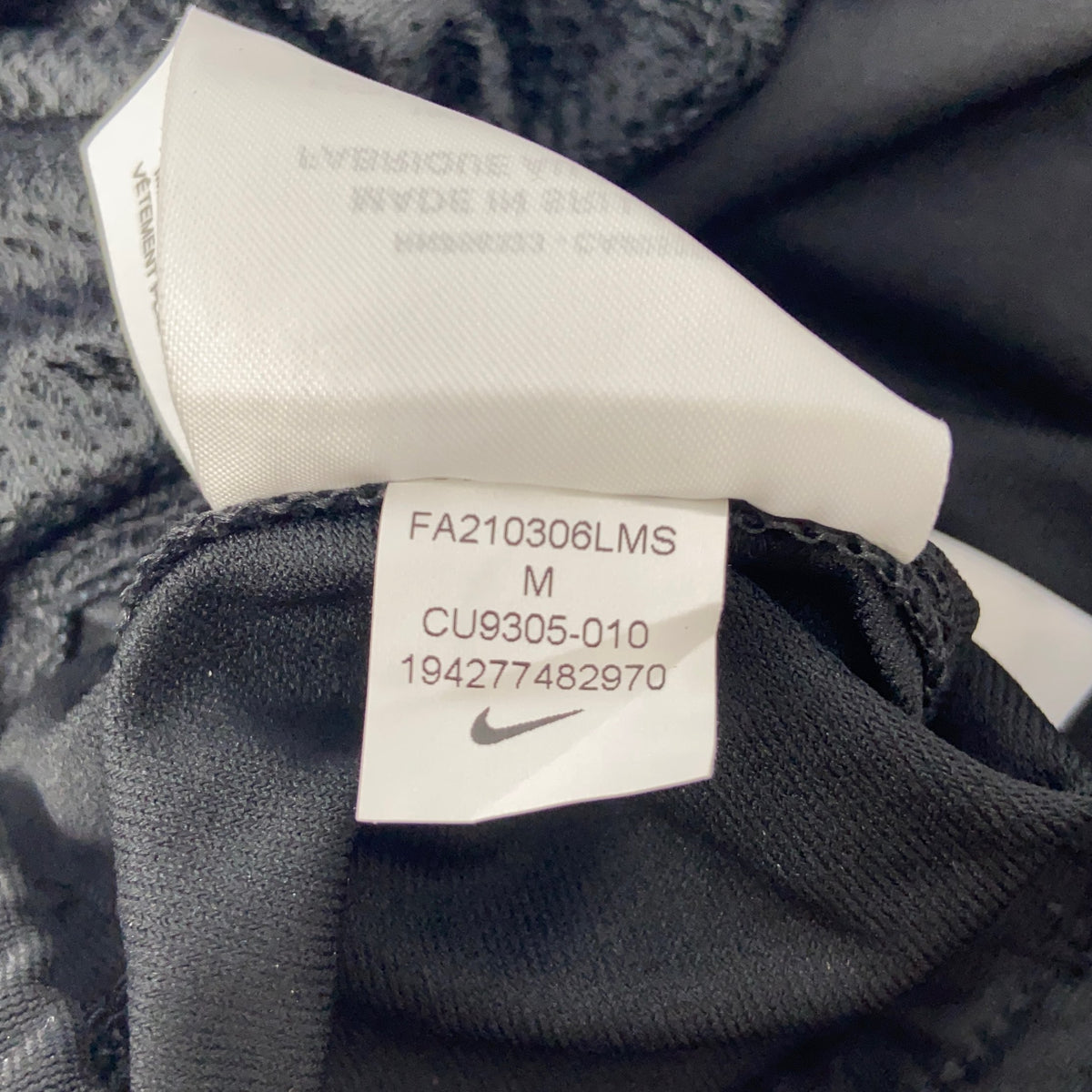 Serial #/Tag-UNT946287750