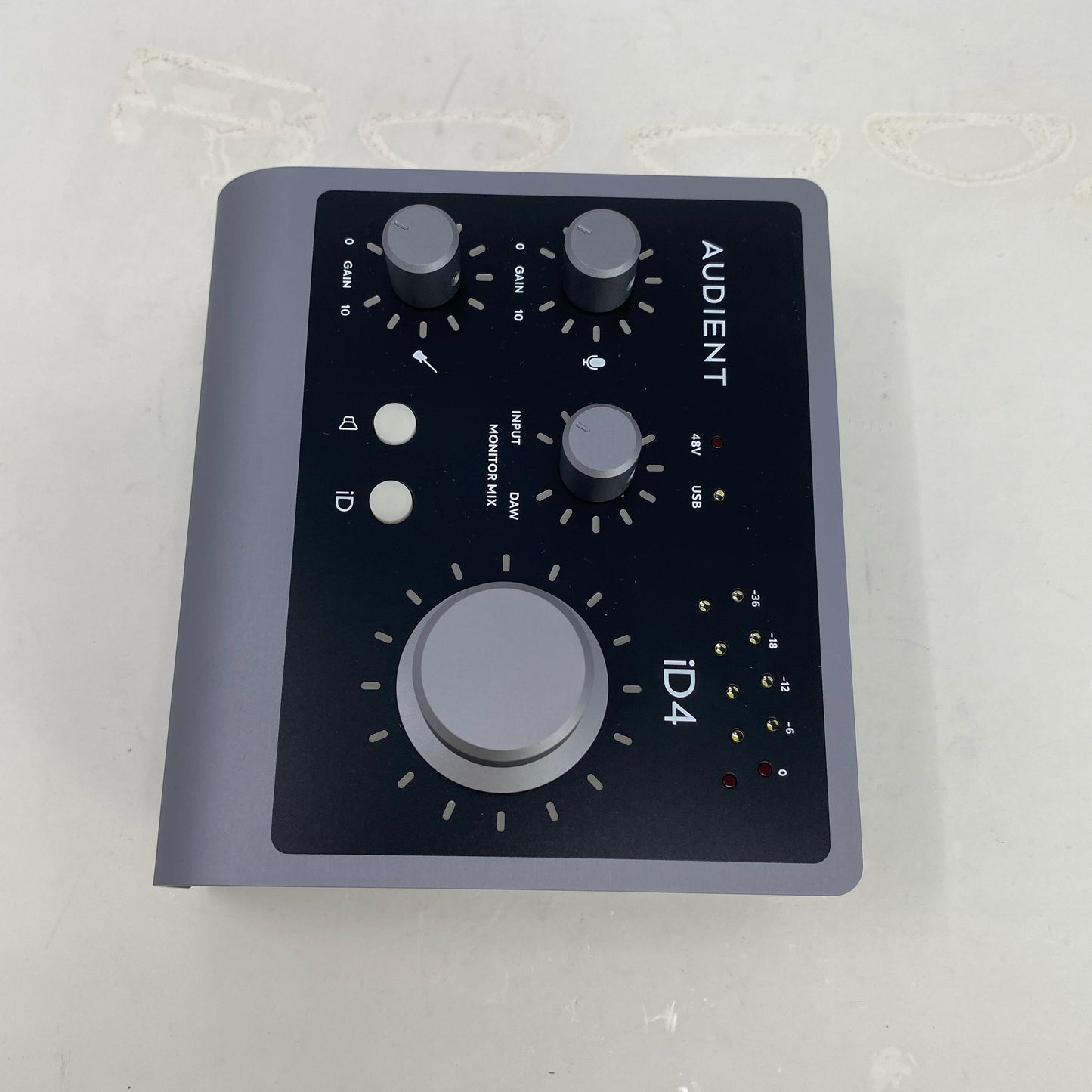 Right-LPNNB6ZVZ95K9