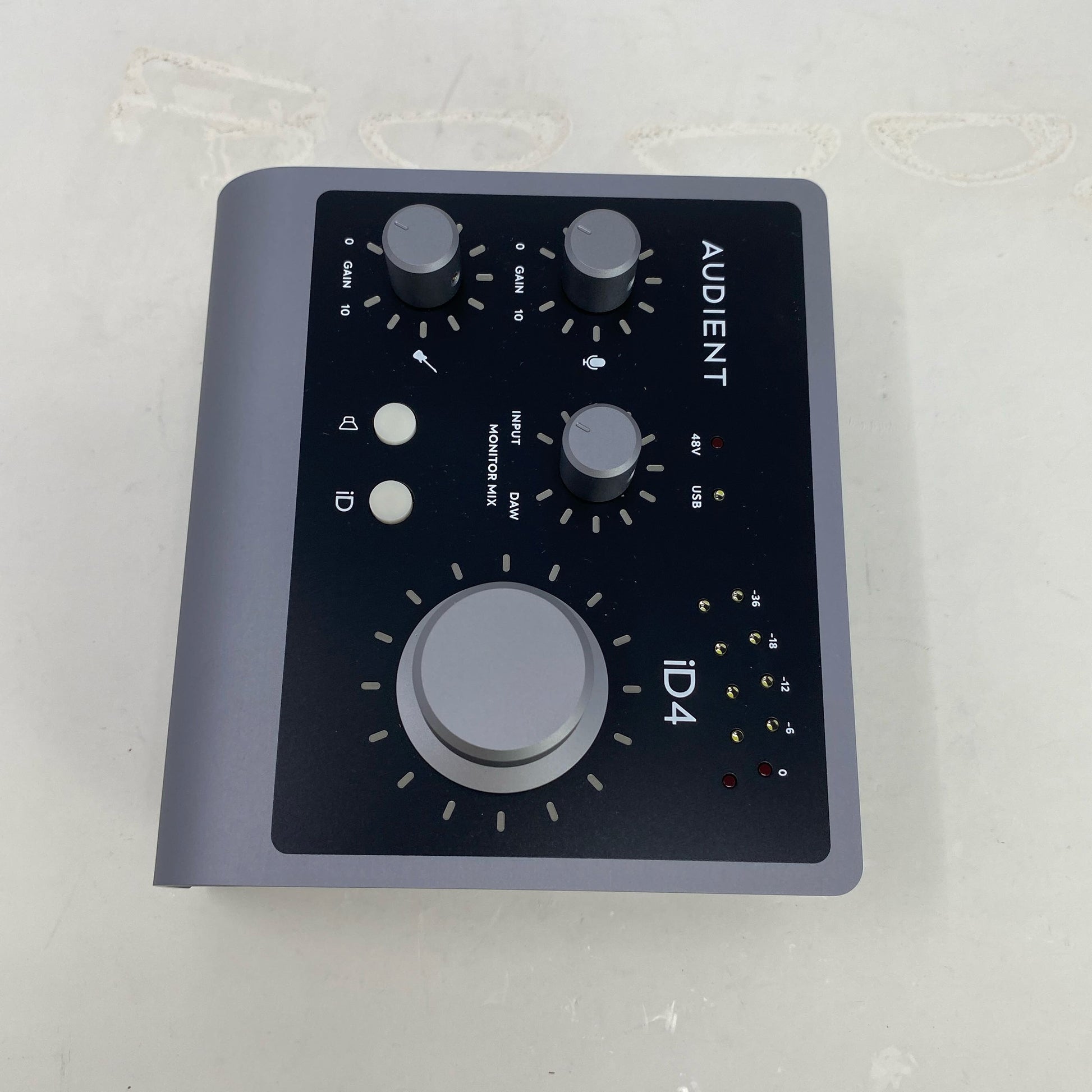 Right-LPNNB6ZVZ95K9