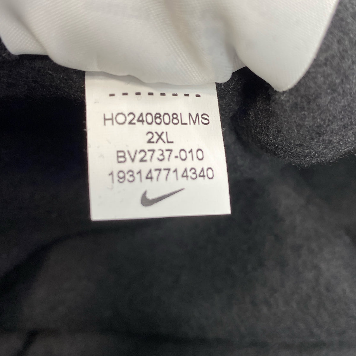 Serial #/Tag-UNT570702KZD