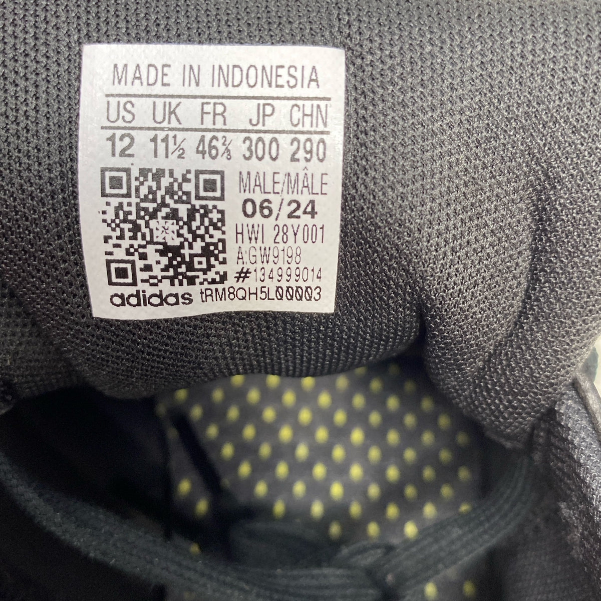 Serial #/Tag-UNT7686440FK