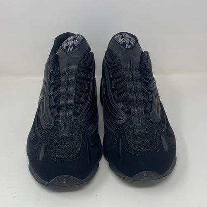 Right-UNT790553UVX