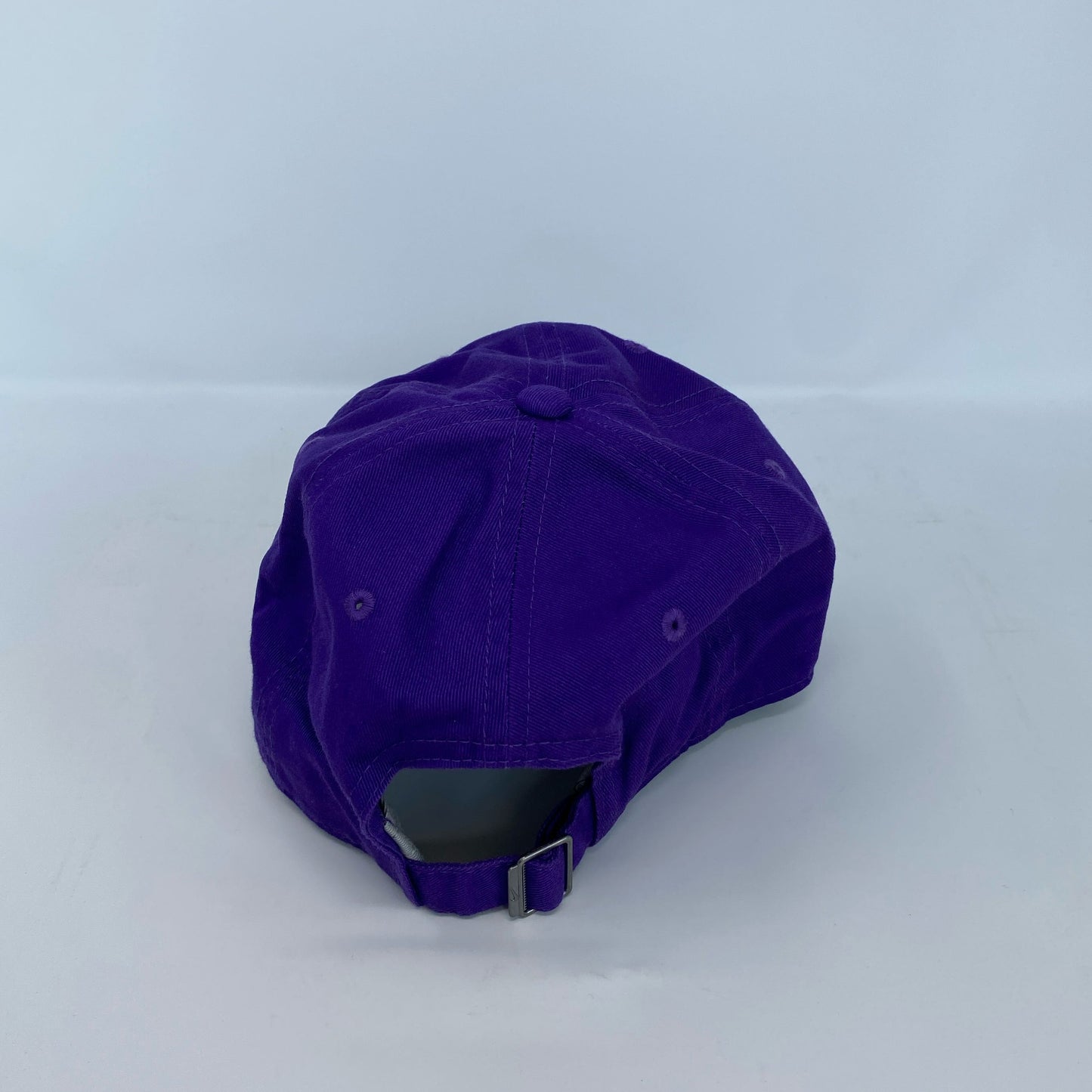 Back-UNT785756F0I