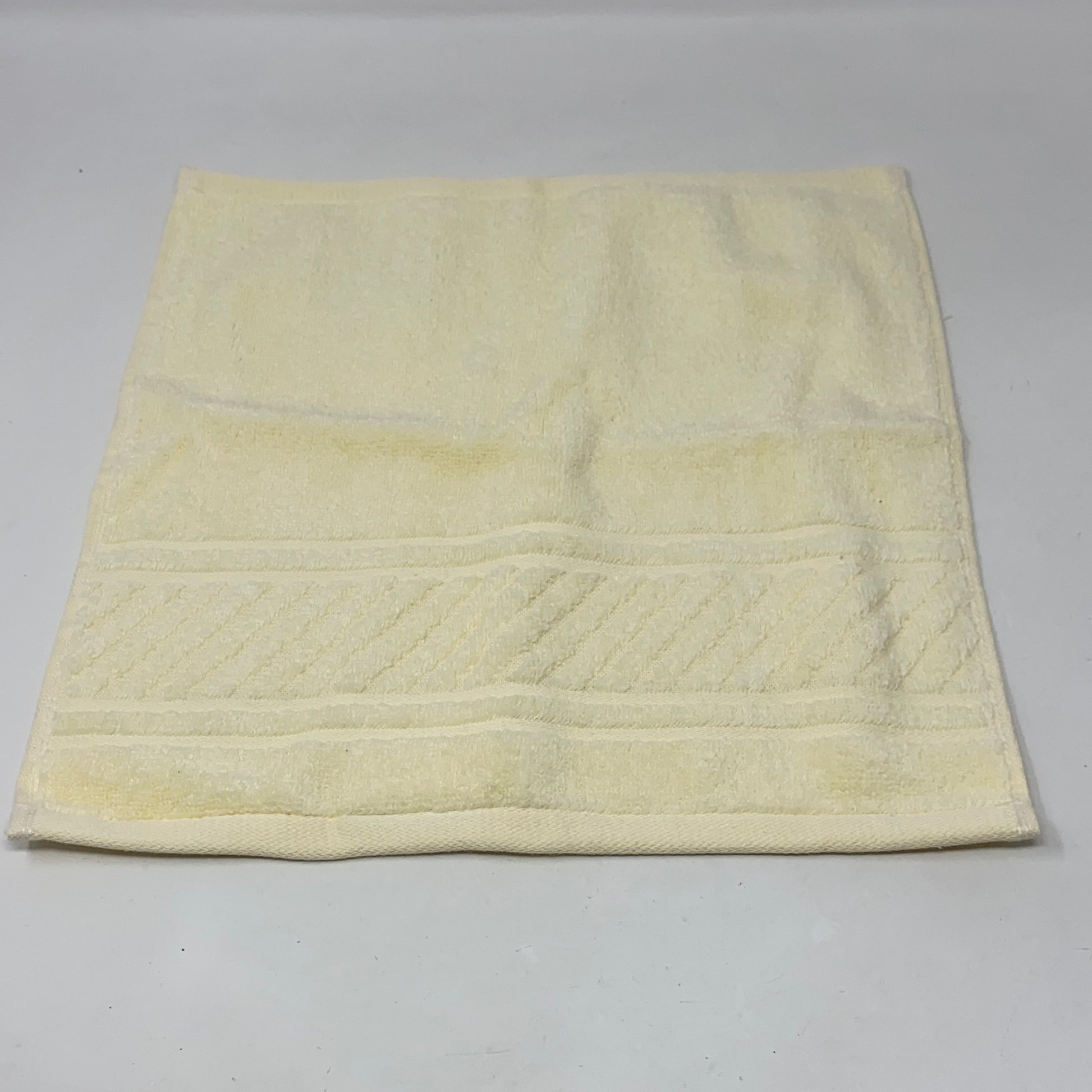 Front-UNT285897B9T