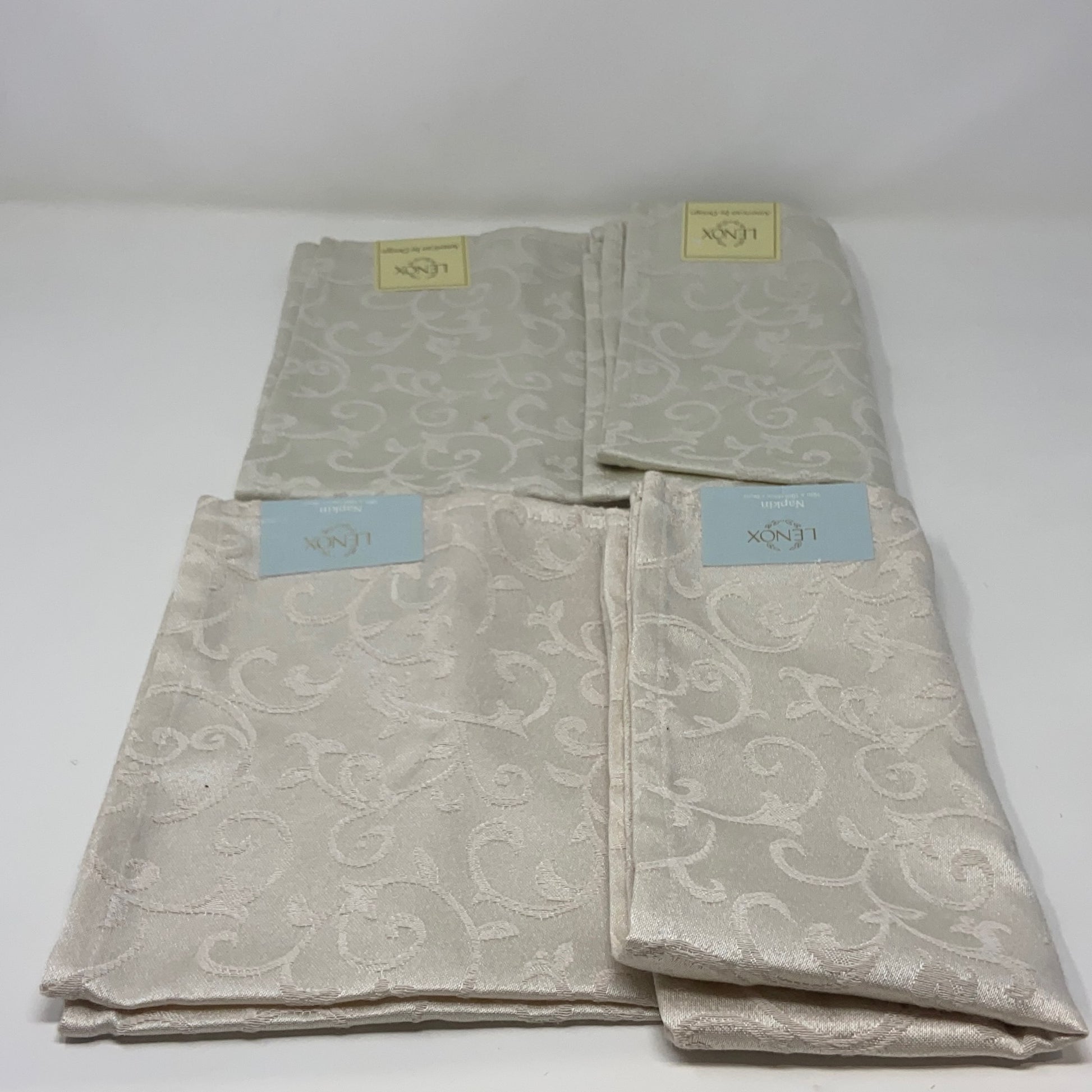 Back-UNT354214A21