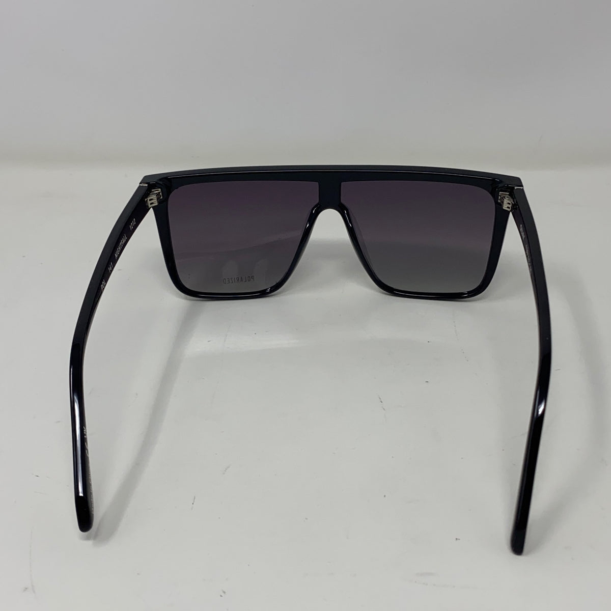 Back-UNT256170KH2