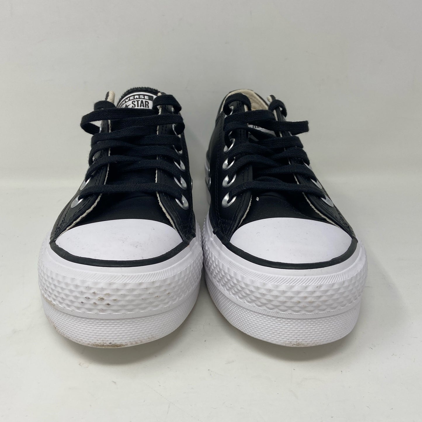 Left-UNT020819I2B