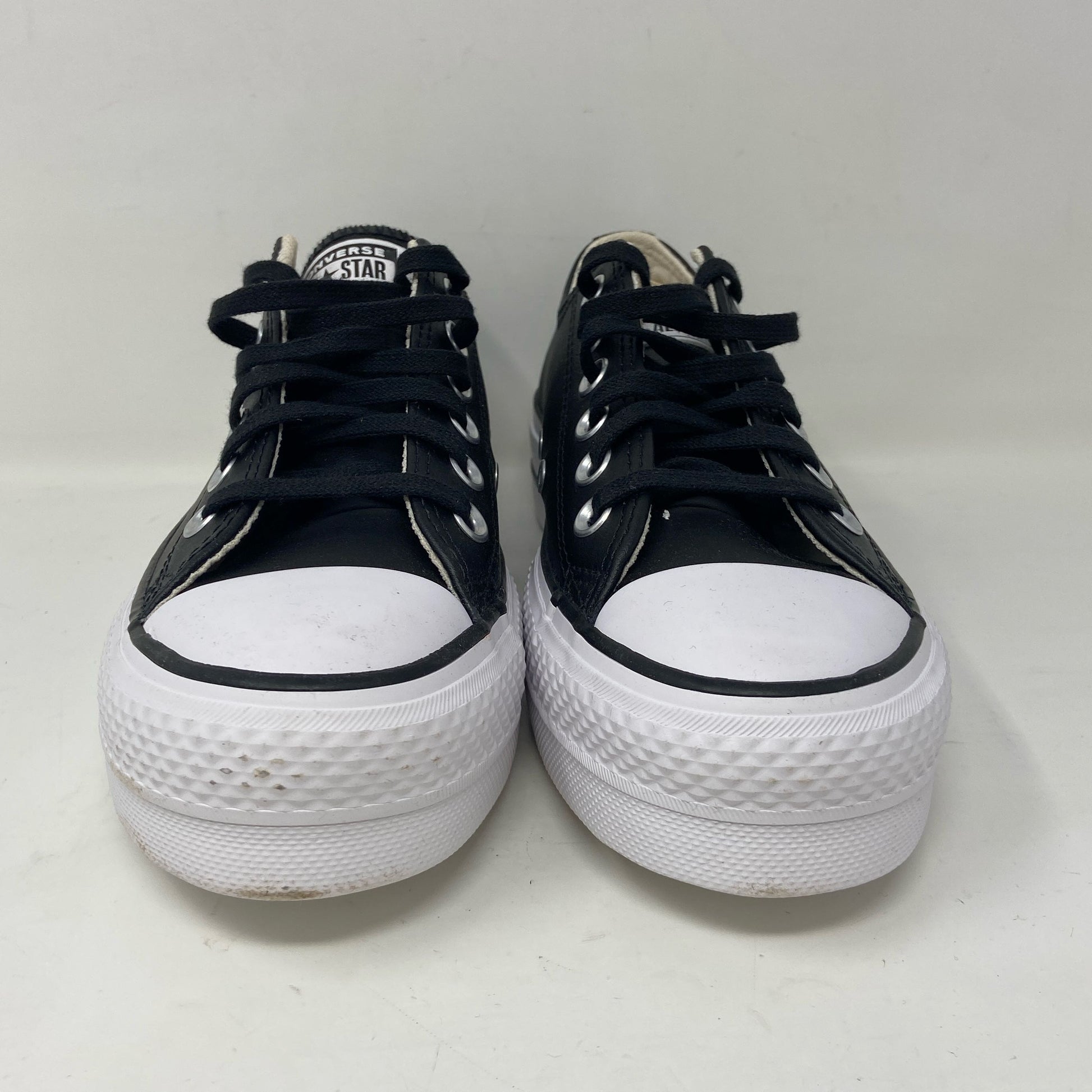 Left-UNT020819I2B