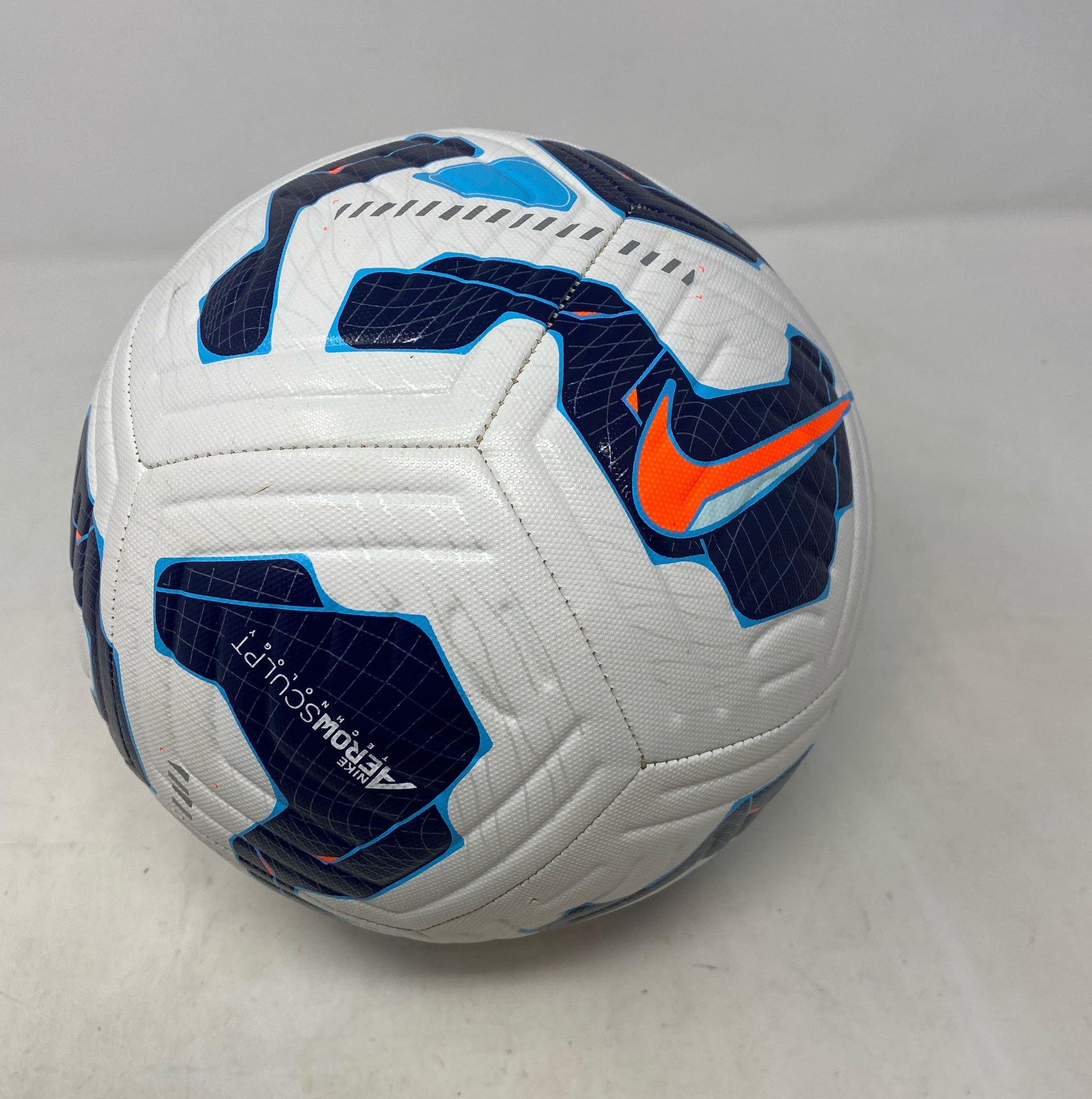 Right-LPNAC309177722