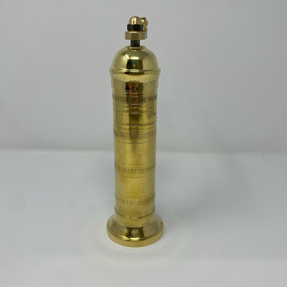 Right-LPNO547221236