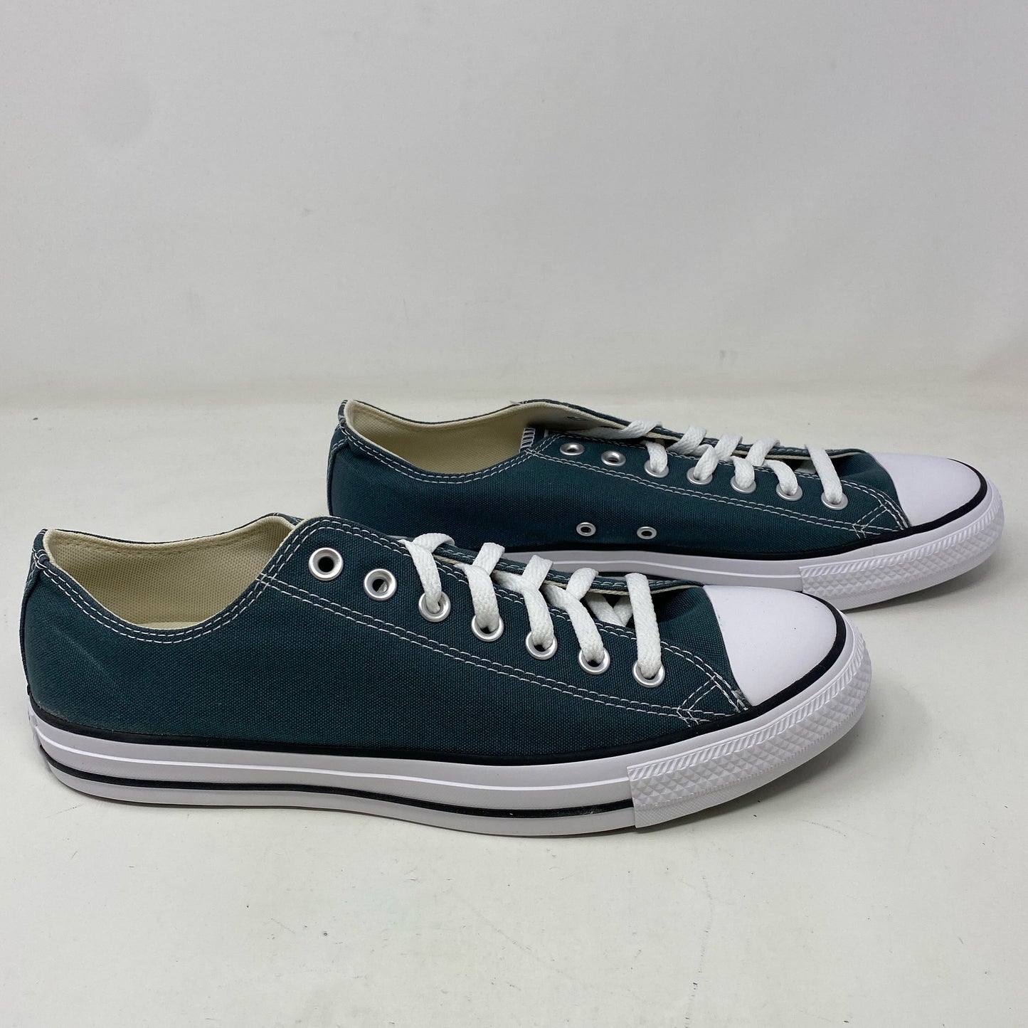 Front-LPNNG5RQ6HCW9