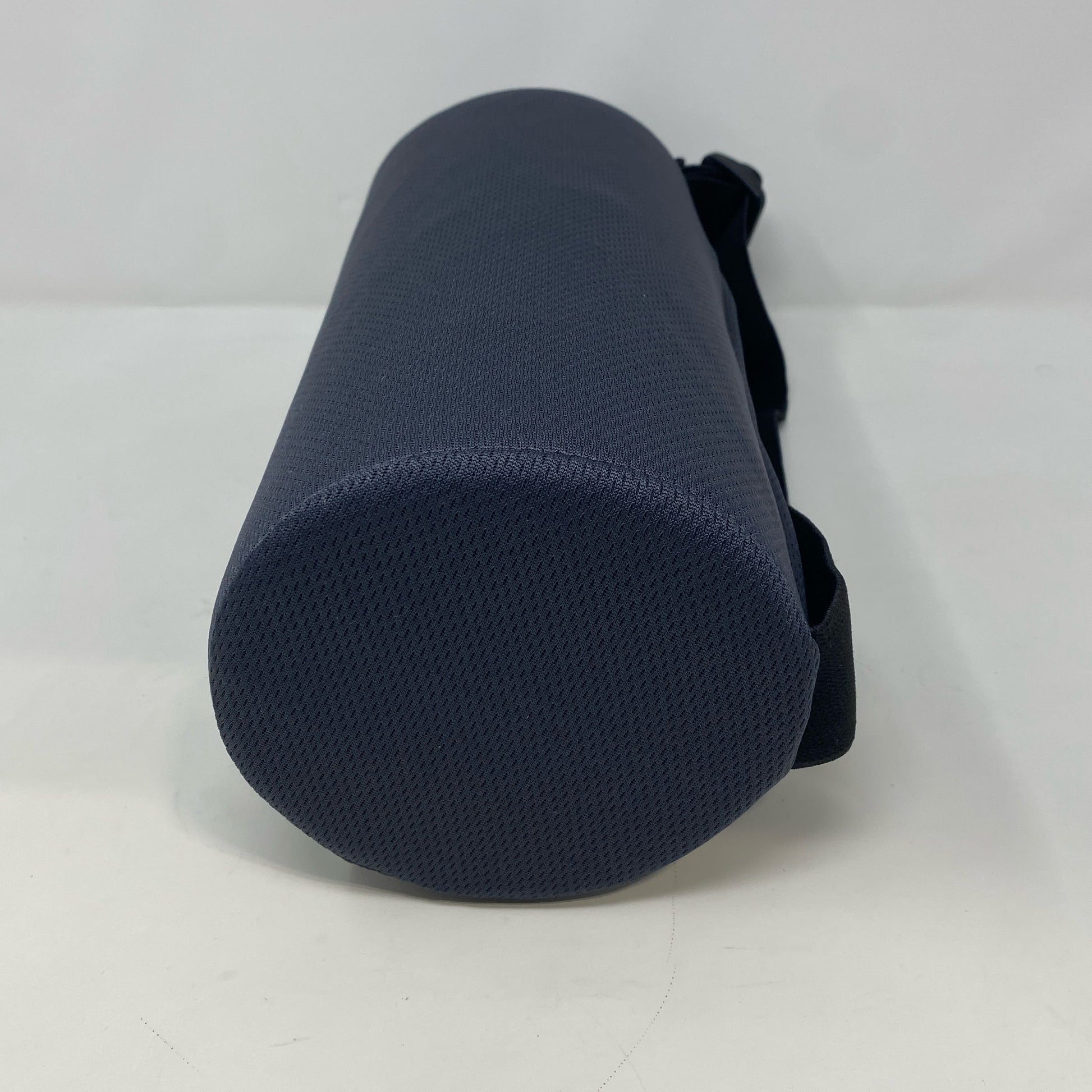 Back-UNT680945TSD