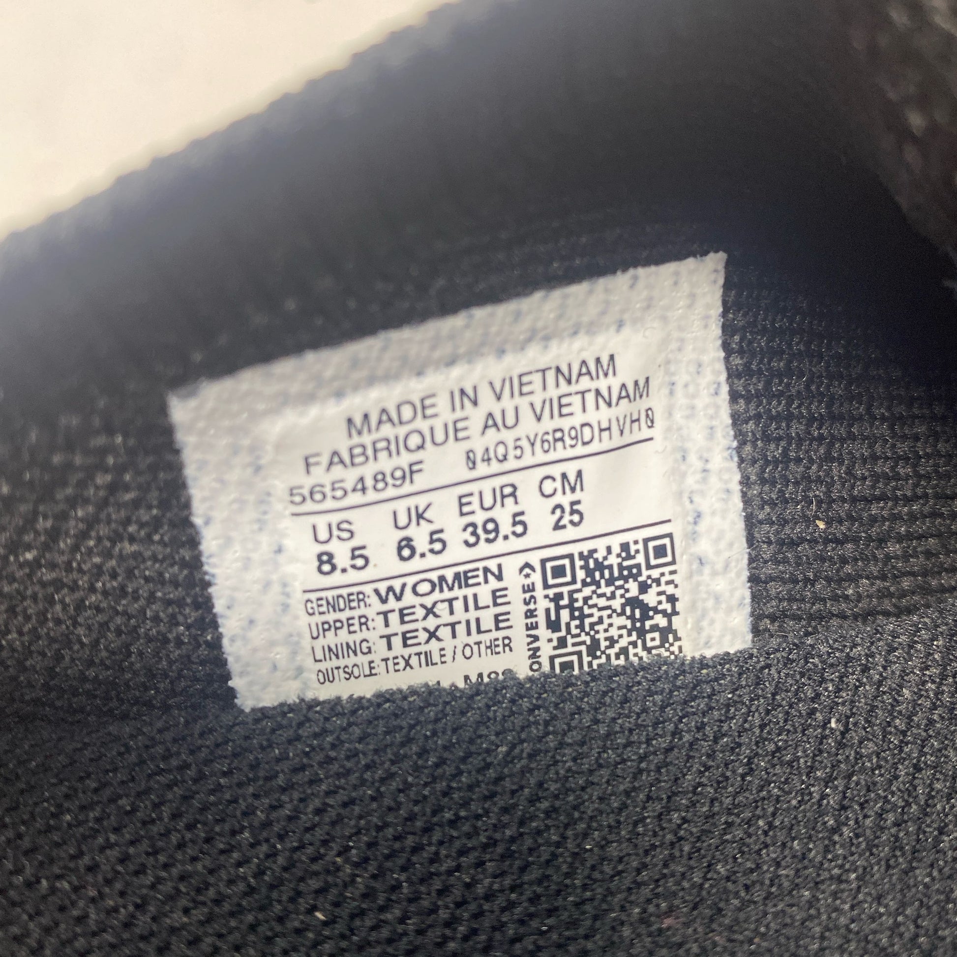 Serial #/Tag-UNT890857V4W