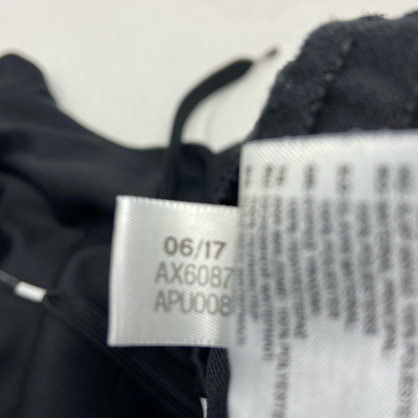Serial #/Tag-LPNRRIZ0405753