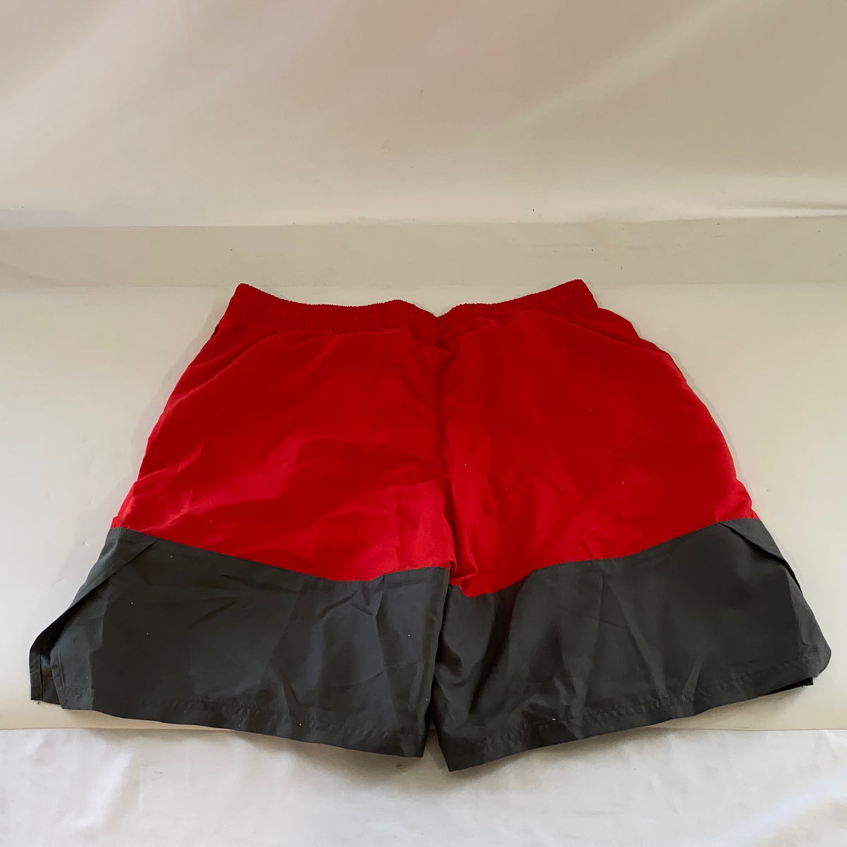 Bottom-UNT386853Y1O