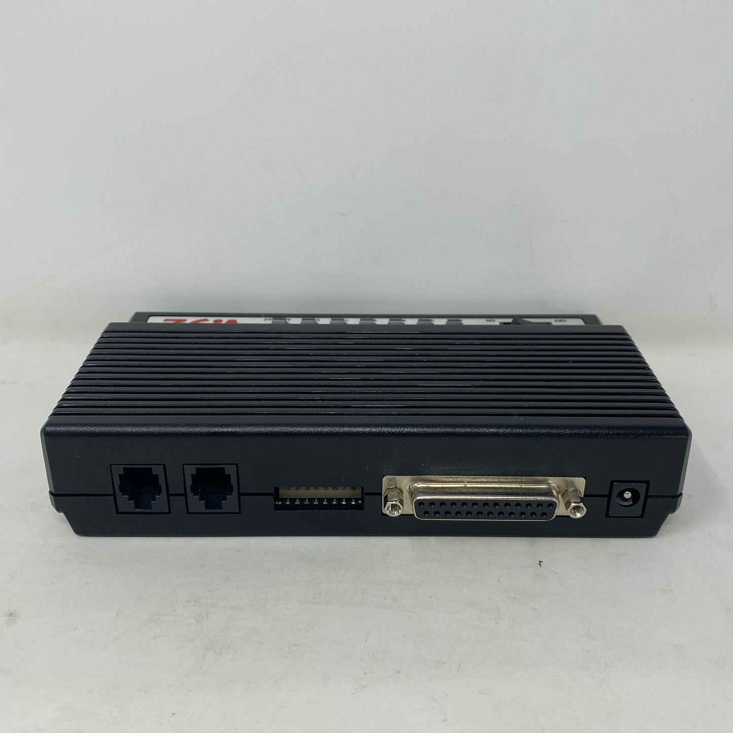 Back-UNT945519BAS