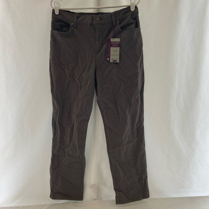 Front-UNT672880WZX