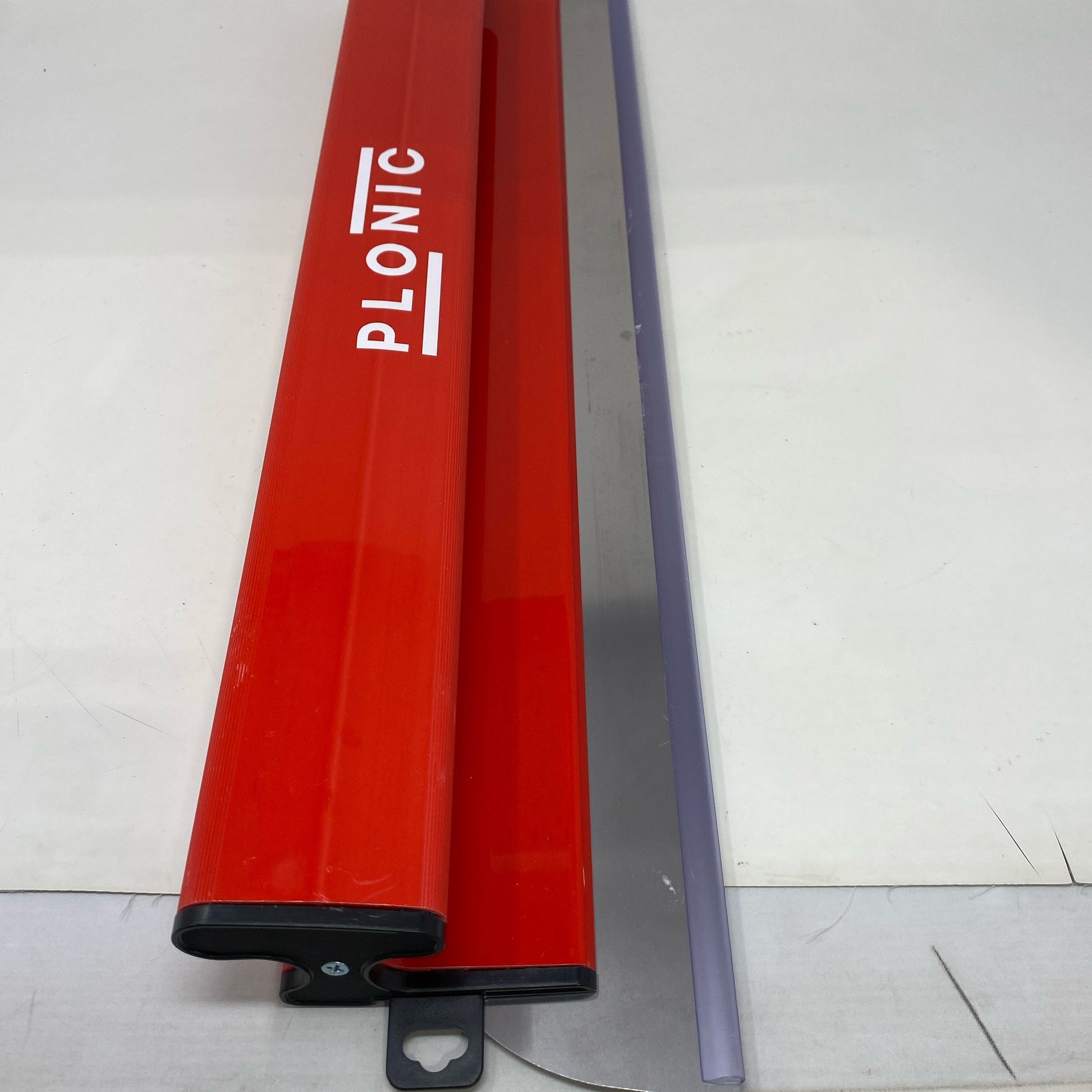 Right-UNT131571RVQ
