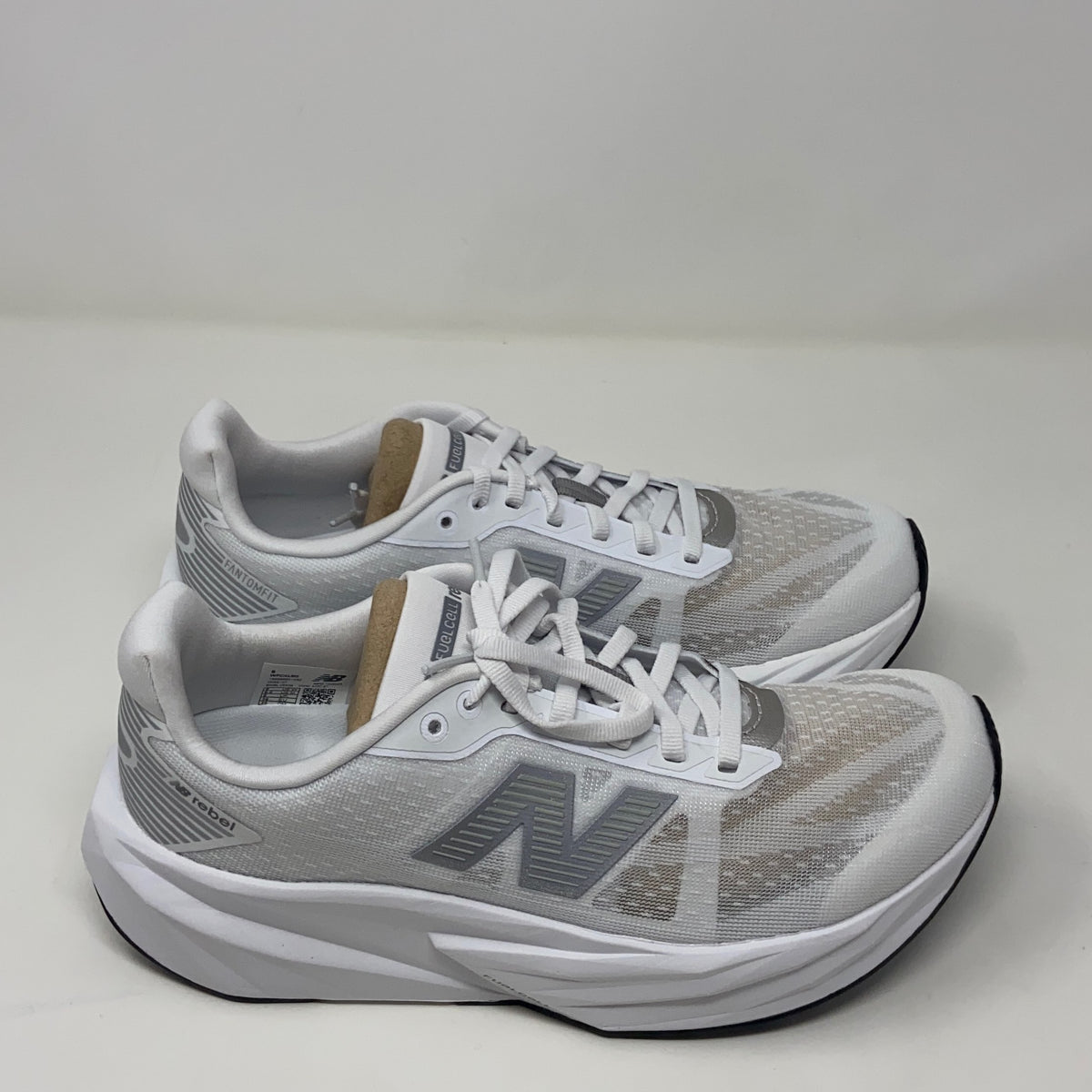 Front-UNT875703JWZ